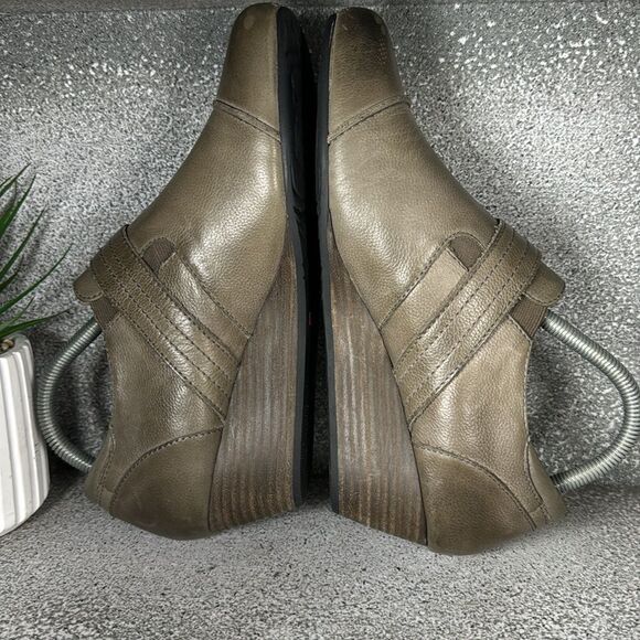 Taos Genuine Leather Splurge Pump Wedge Shoes Gray Leather Hook Loop Studded 9 - Picture 6 of 9